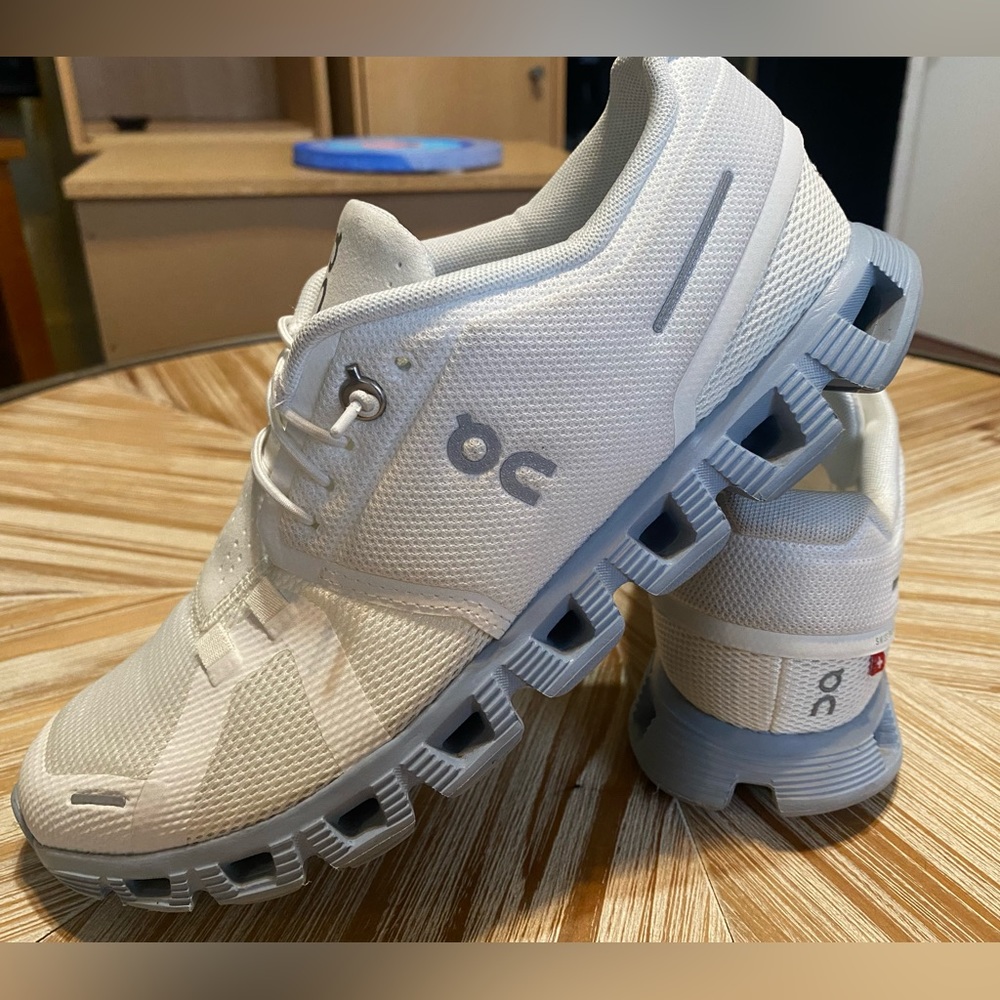 Women’s ON Cloud 5
